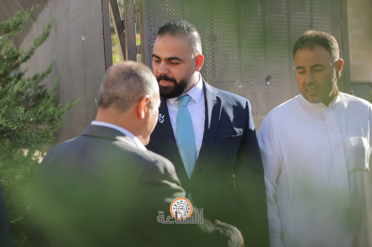 Madar Al-Saa Images 0.4498213783291021