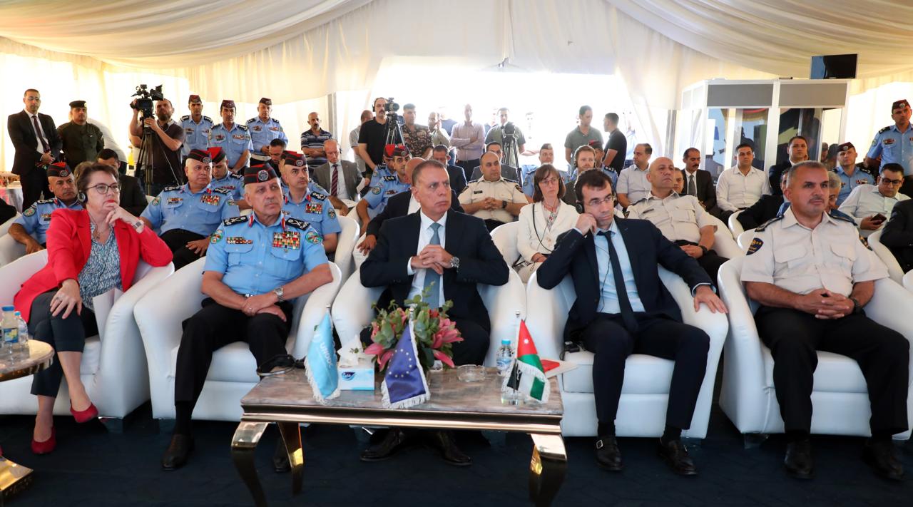 Madar Al-Saa Images 0.6560398755398856