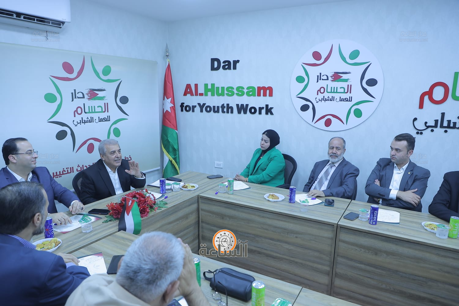 Madar Al-Saa Images 0.6183647520248694