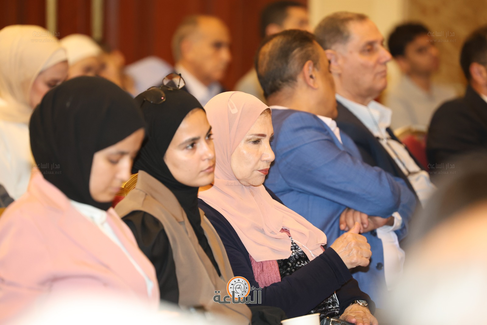 Madar Al-Saa Images 0.2352397317690551