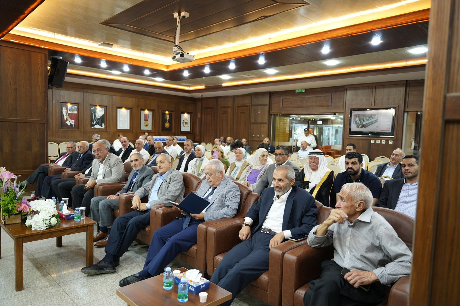 Madar Al-Saa Images 0.35892415725205773