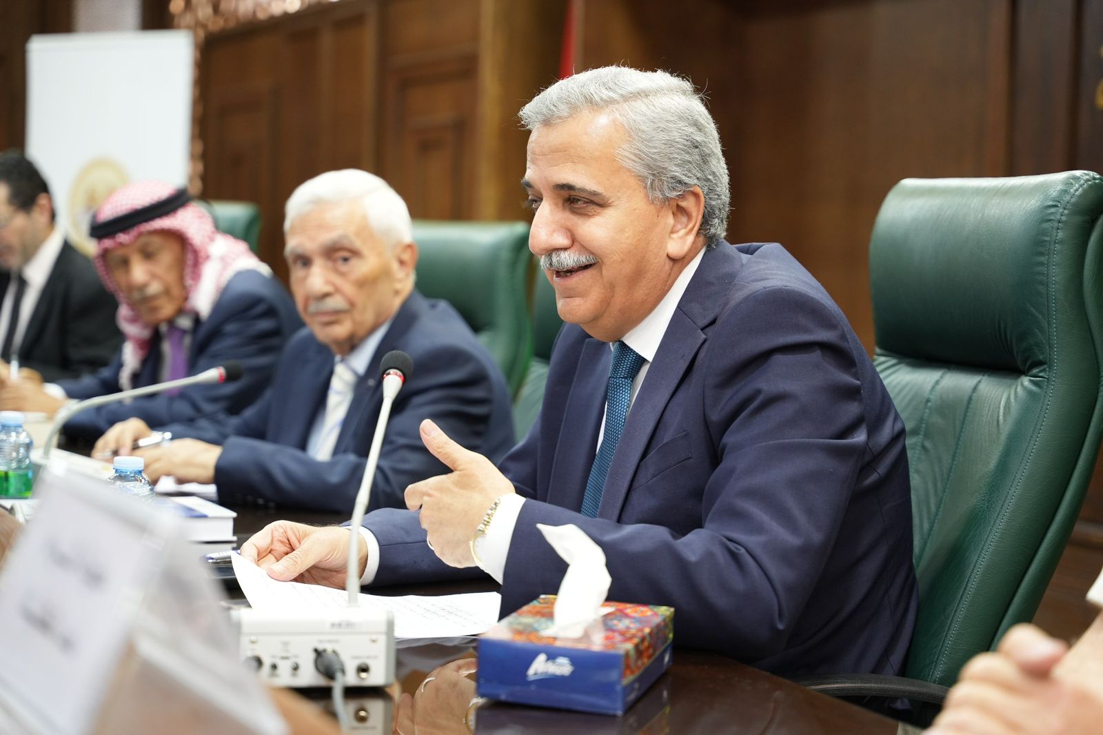 Madar Al-Saa Images 0.7858903080560049