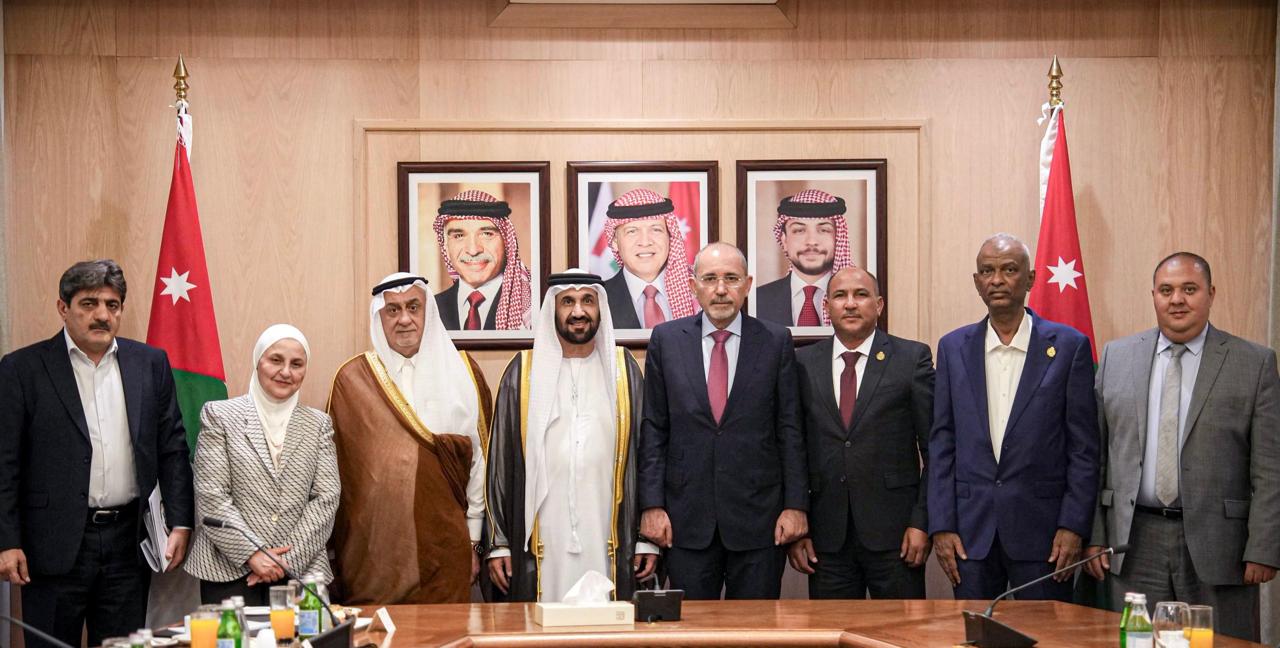 Madar Al-Saa Images 0.6607414954051198