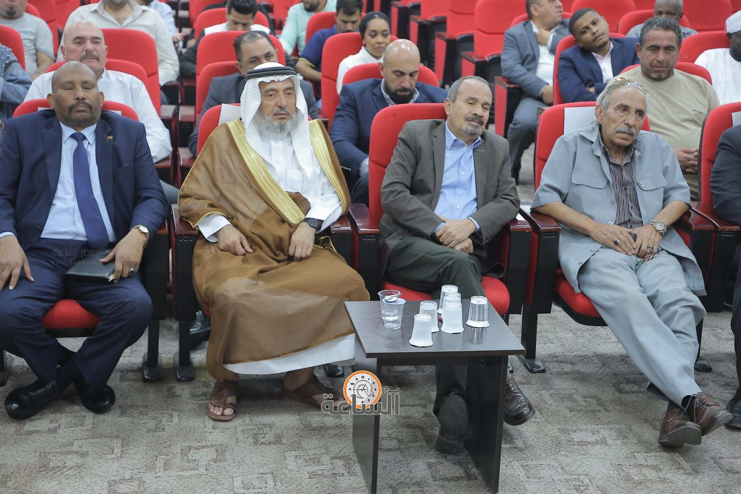 Madar Al-Saa Images 0.24503747972897472