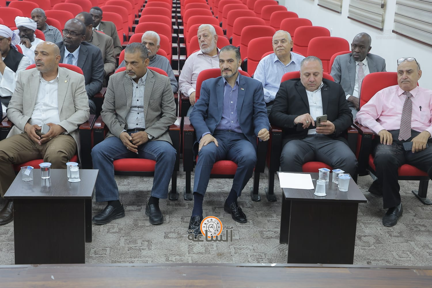 Madar Al-Saa Images 0.10857176649286726