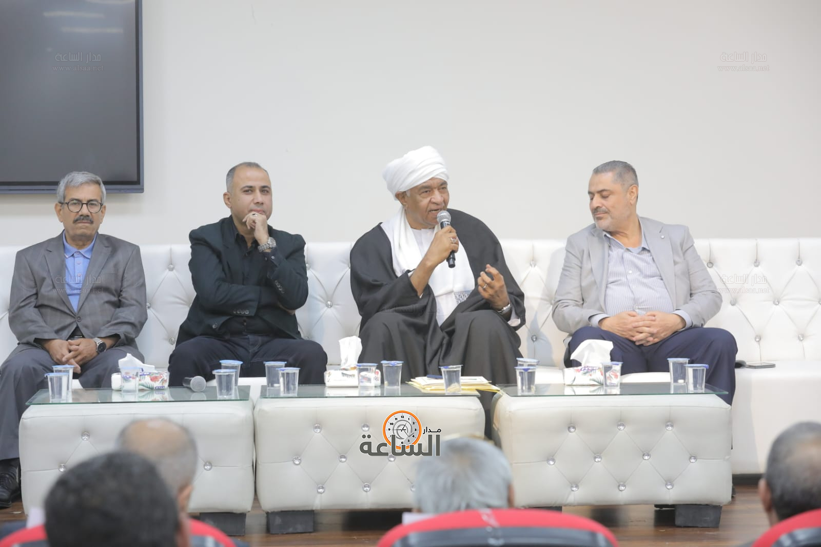 Madar Al-Saa Images 0.10742792328397988