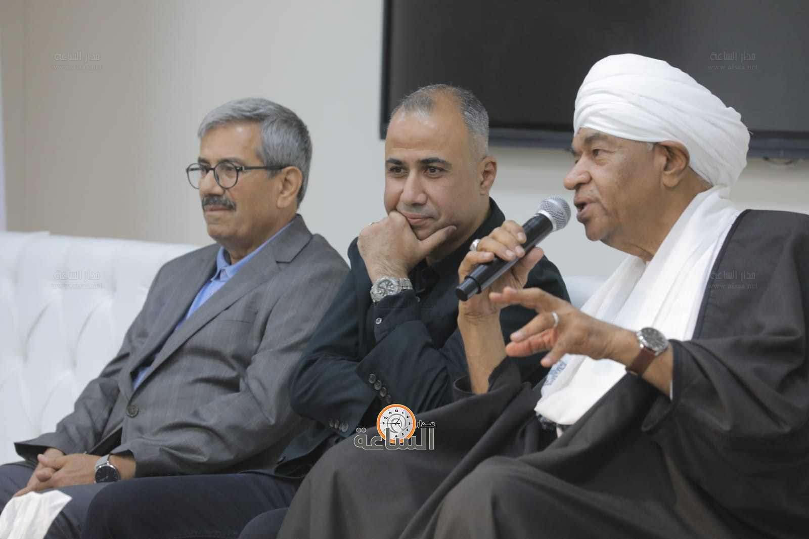 Madar Al-Saa Images 0.7194912367346351