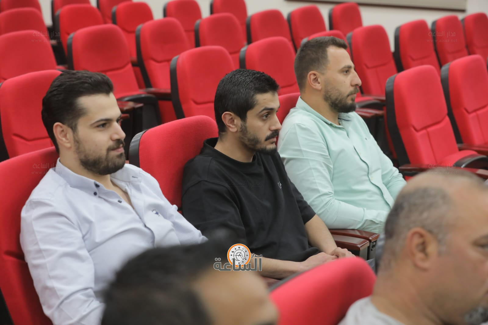 Madar Al-Saa Images 0.8801311501399124