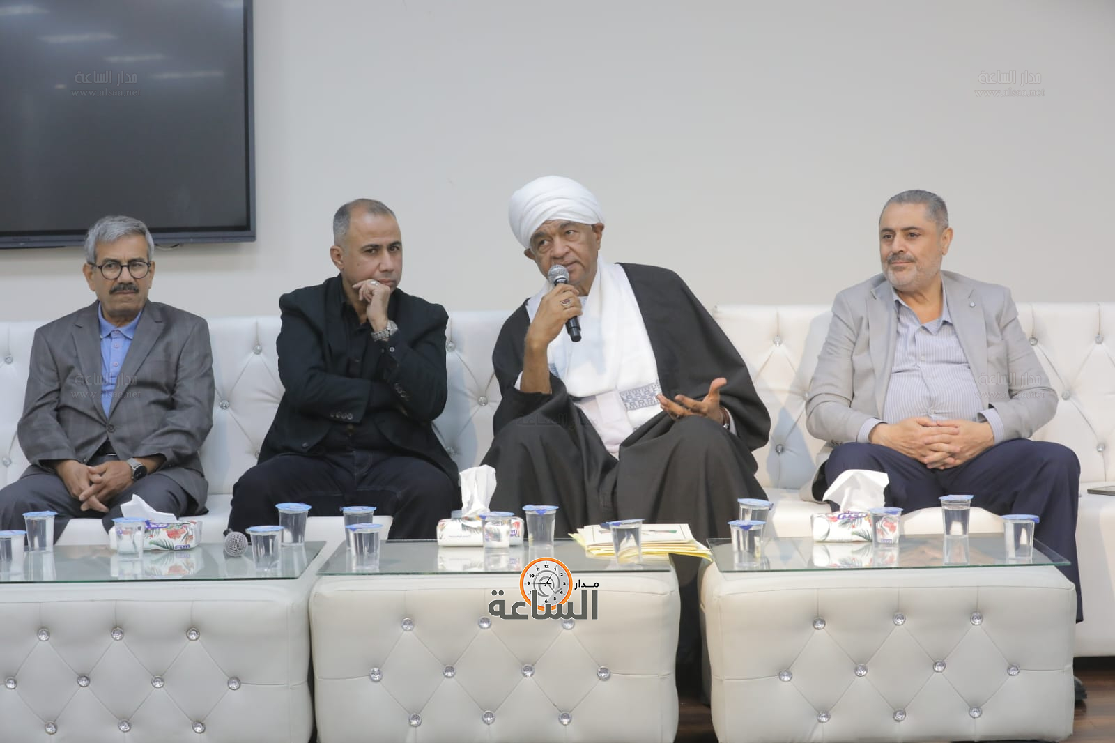 Madar Al-Saa Images 0.670483466951492