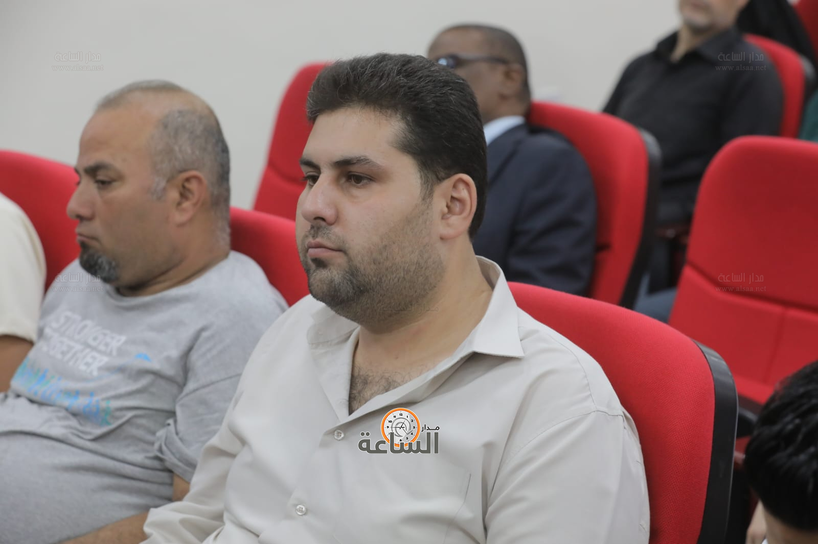 Madar Al-Saa Images 0.41934435376566426