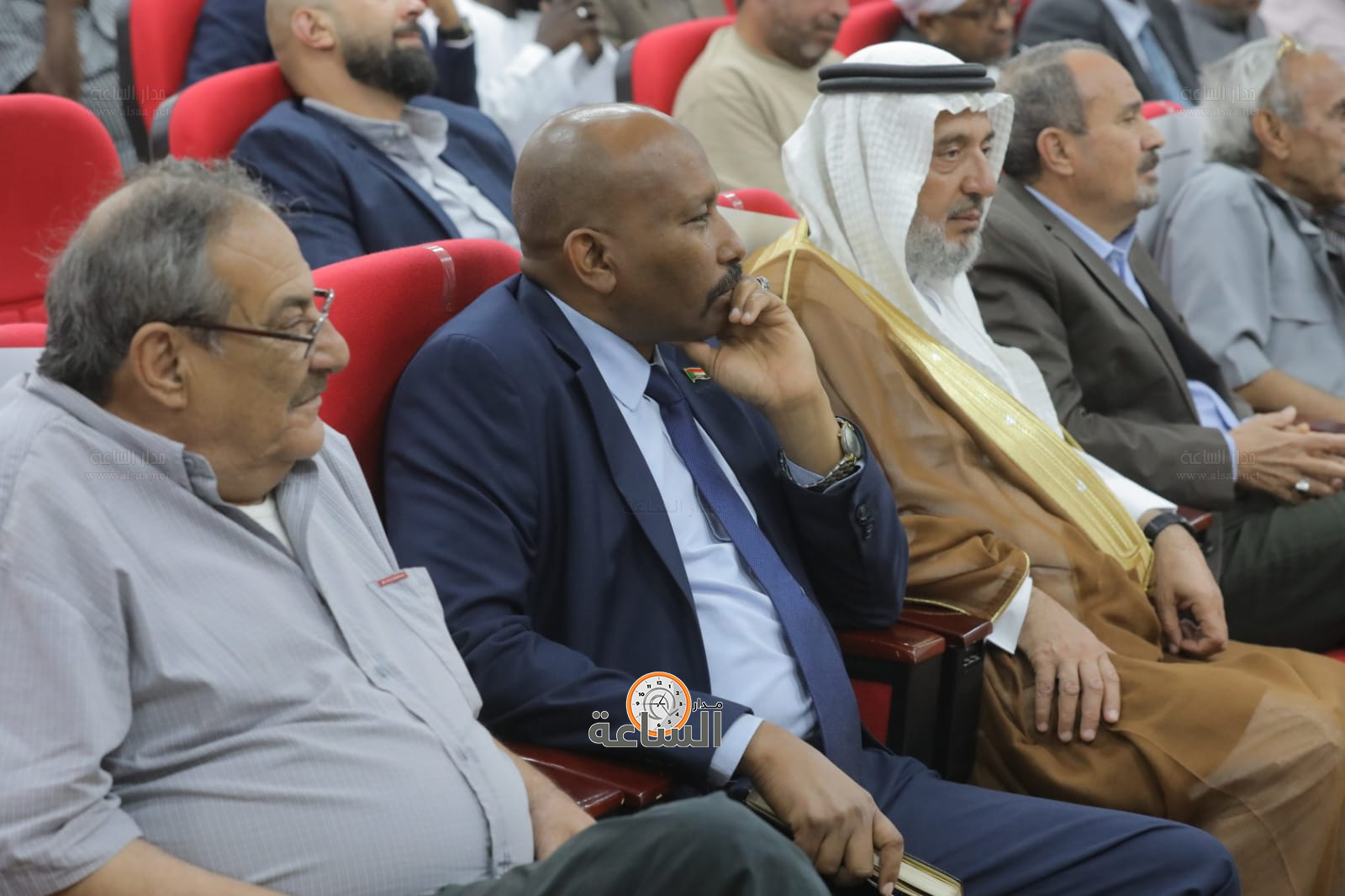 Madar Al-Saa Images 0.22173110186438139