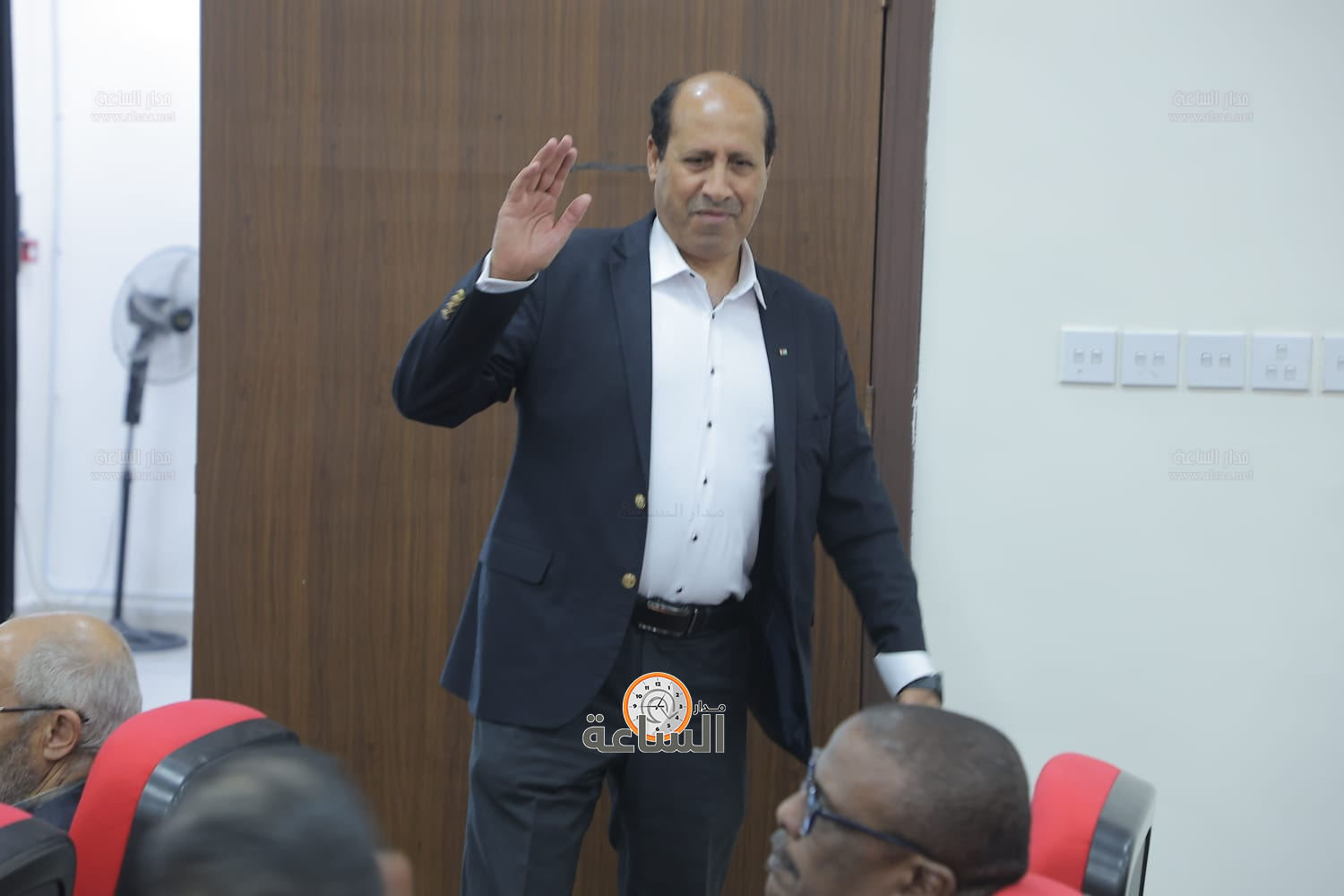 Madar Al-Saa Images 0.2732117636637791