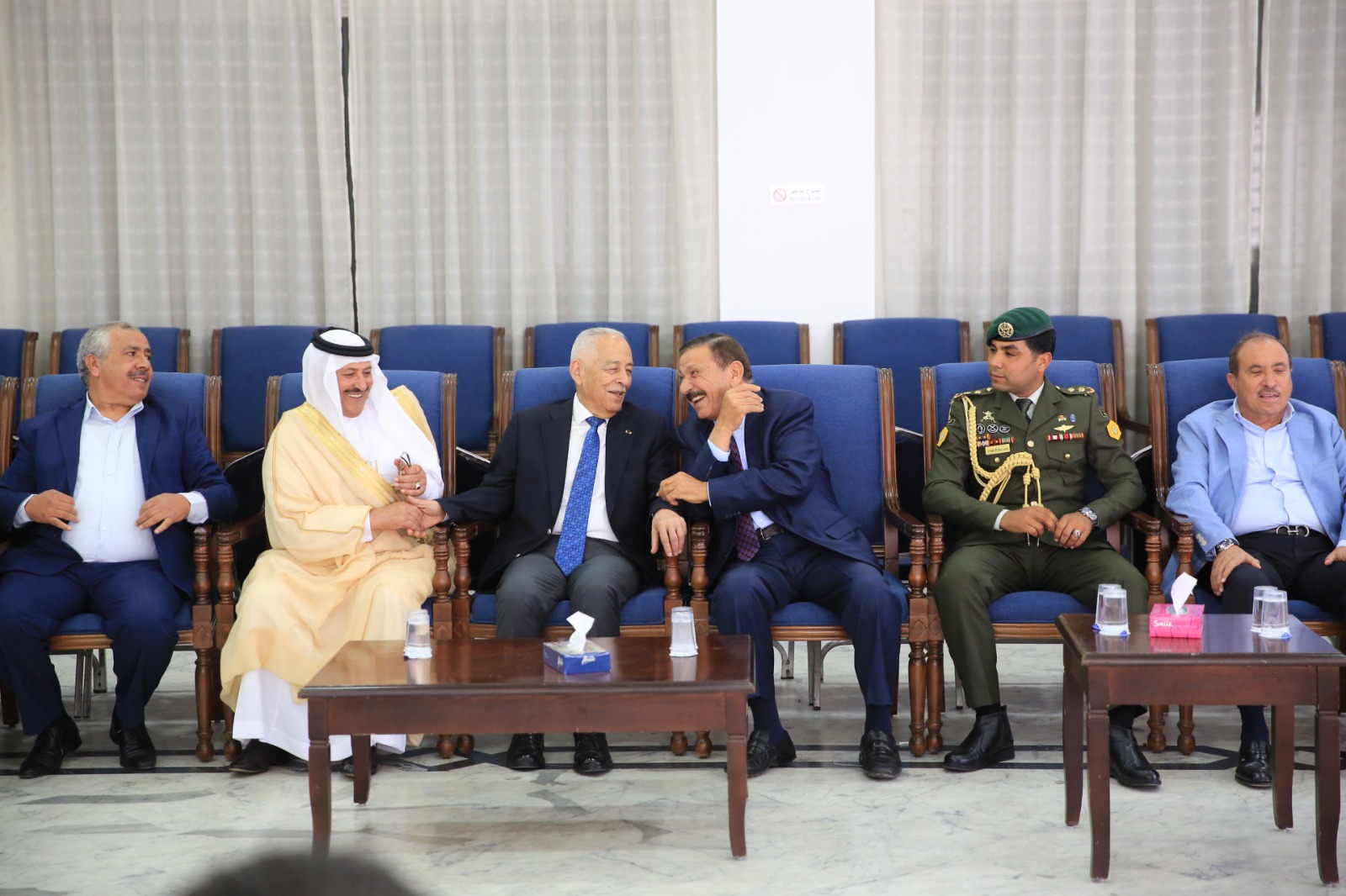 Madar Al-Saa Images 0.9478404020869653