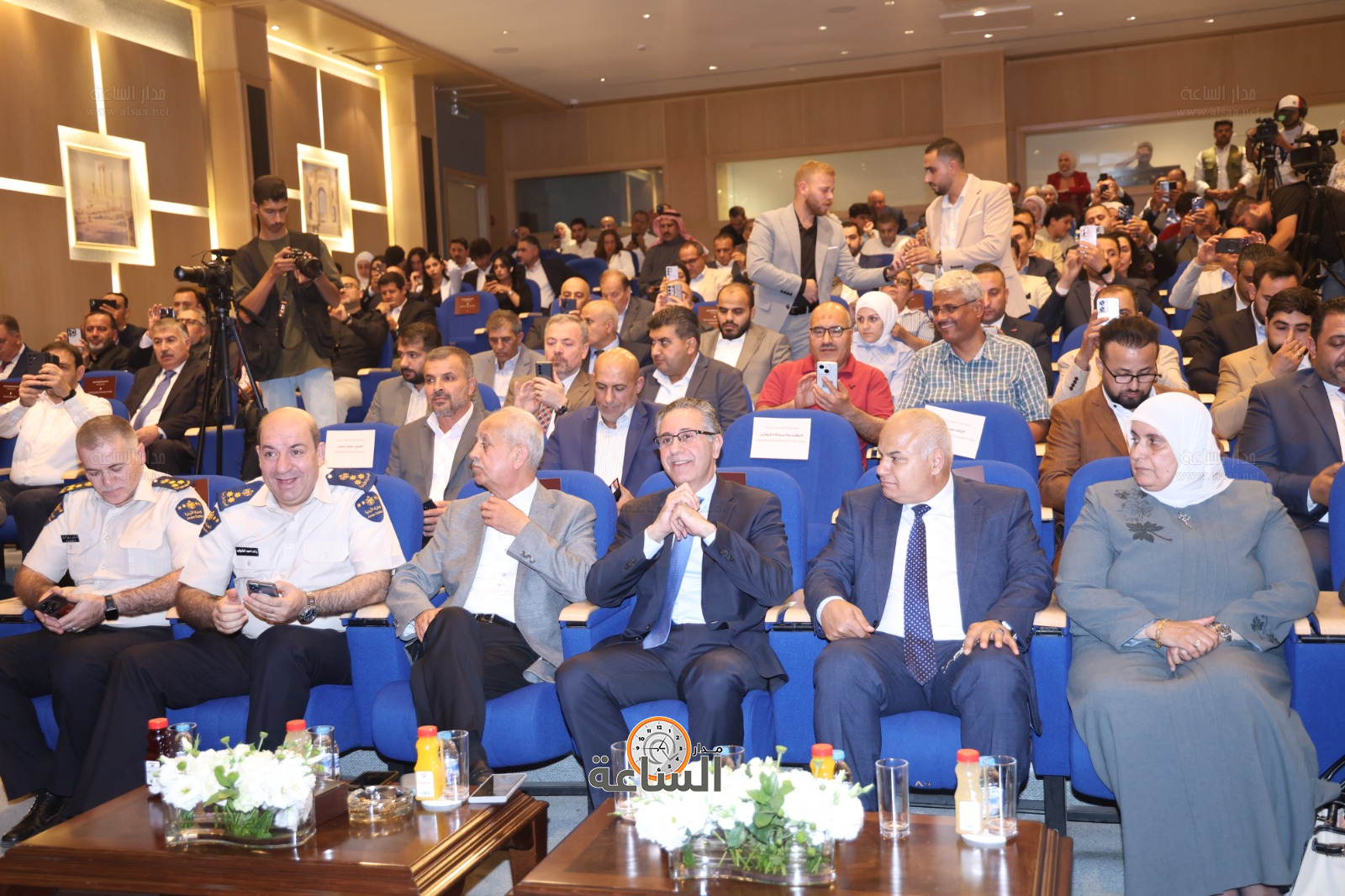 Madar Al-Saa Images 0.798474066407703