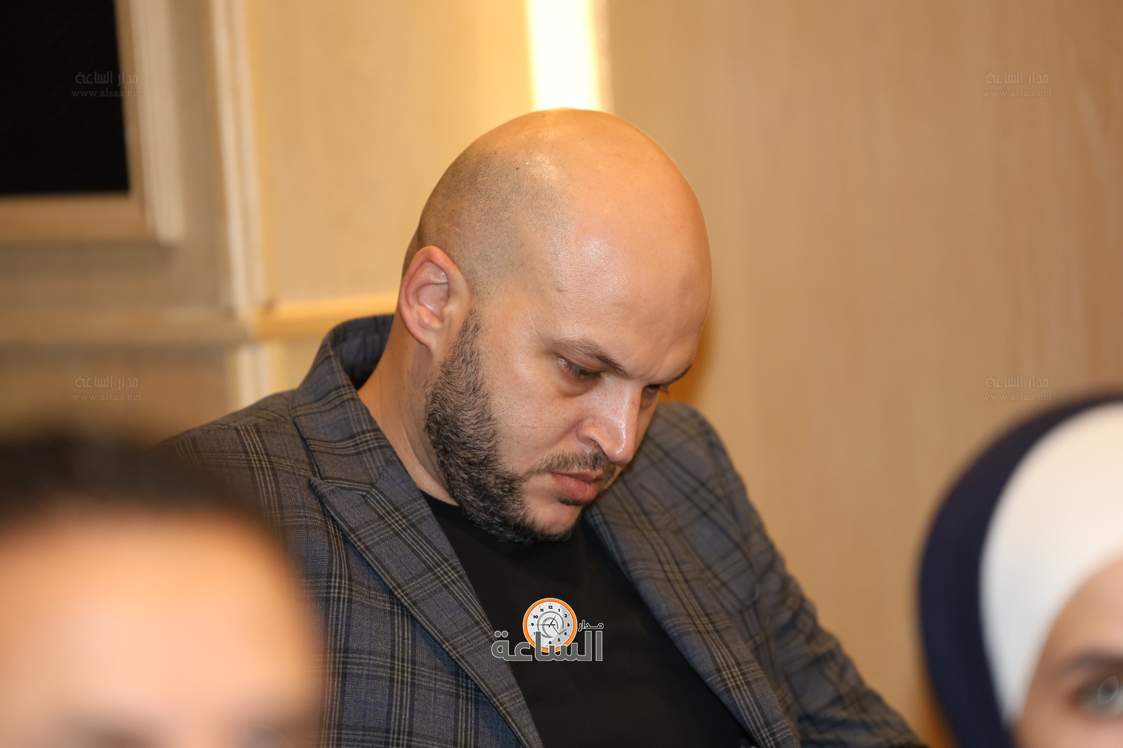 Madar Al-Saa Images 0.3723812689271424