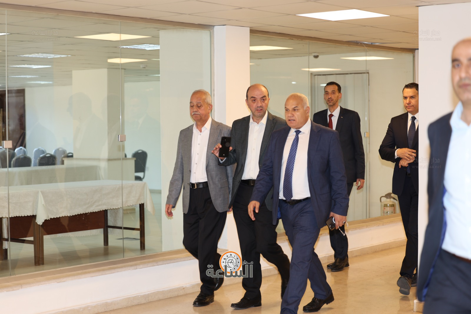 Madar Al-Saa Images 0.25561538077464385