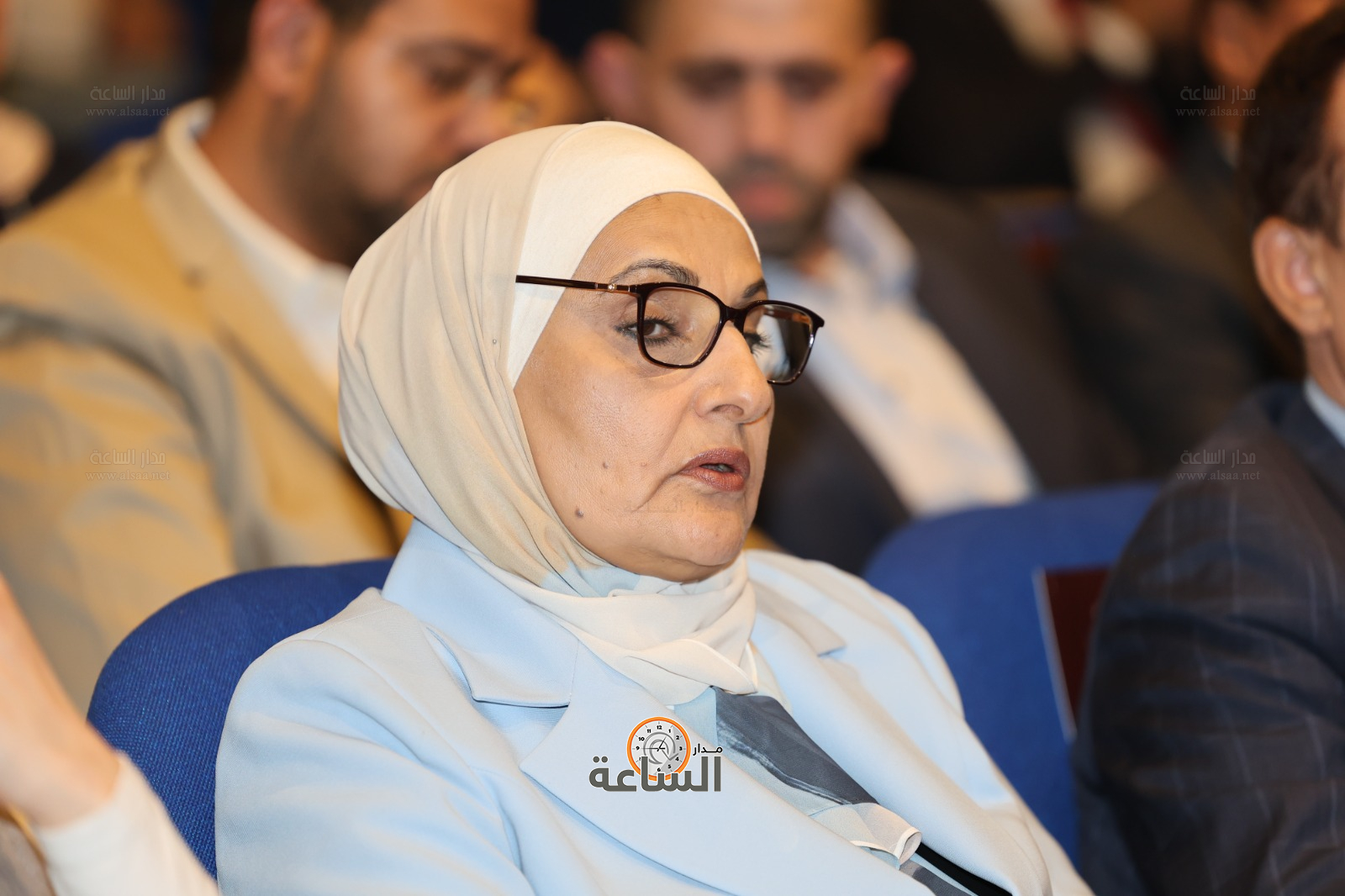 Madar Al-Saa Images 0.430158889387379