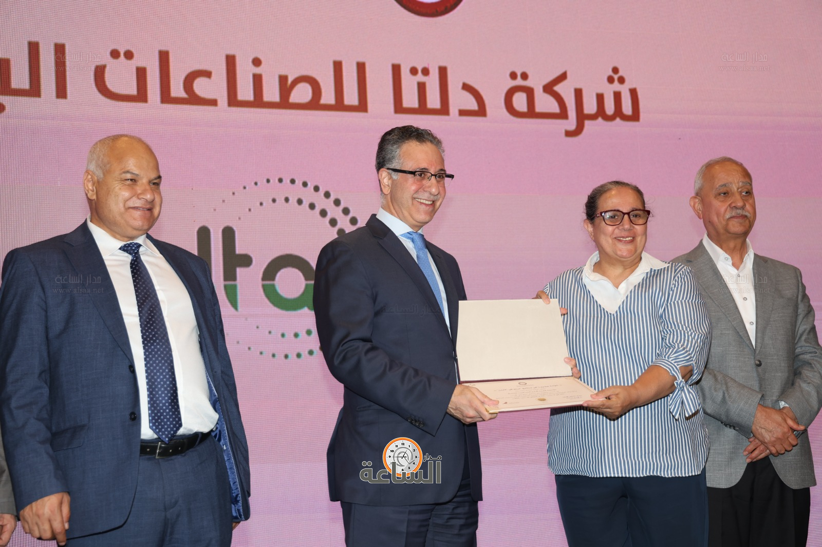 Madar Al-Saa Images 0.5706420744448903