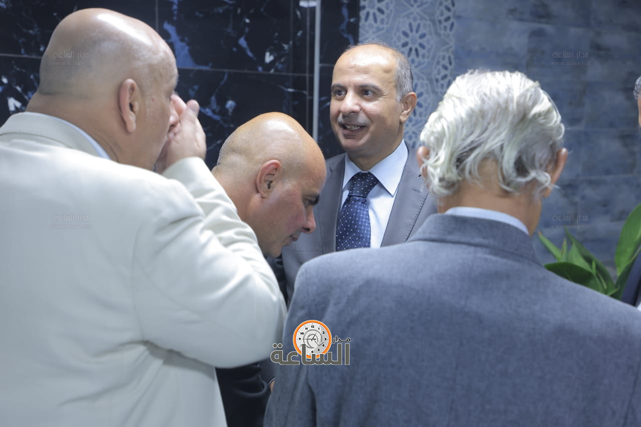 Madar Al-Saa Images 0.30703130724508376