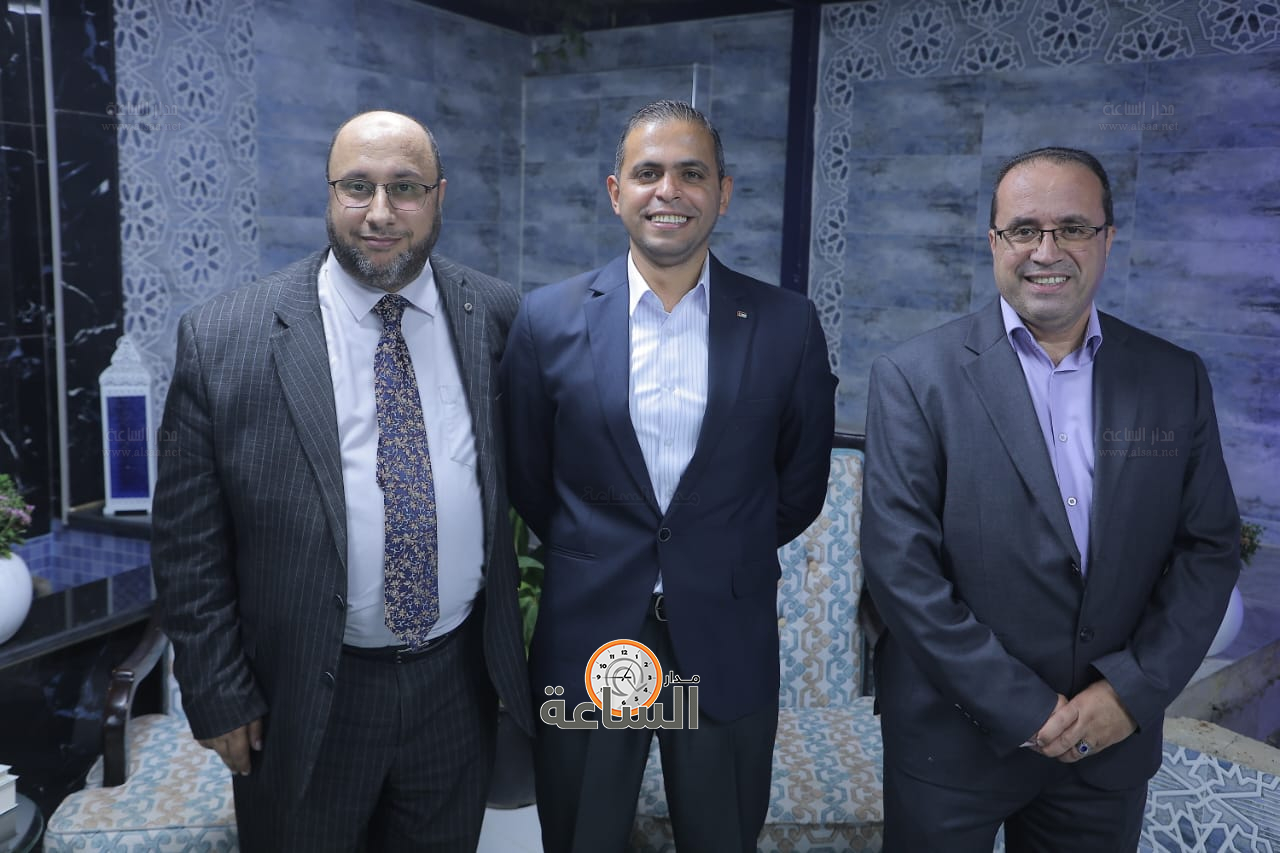 Madar Al-Saa Images 0.11513596352504019