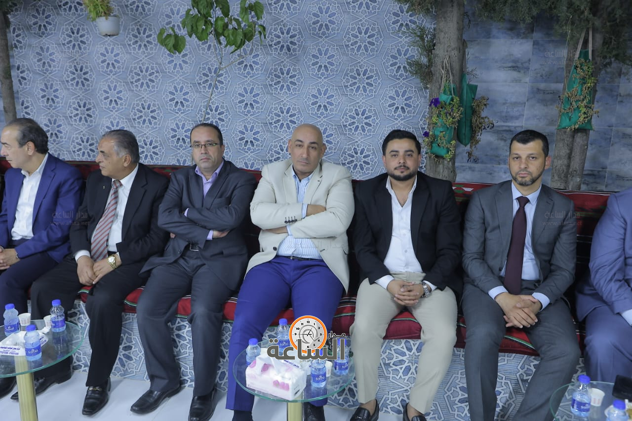 Madar Al-Saa Images 0.7970772025063682