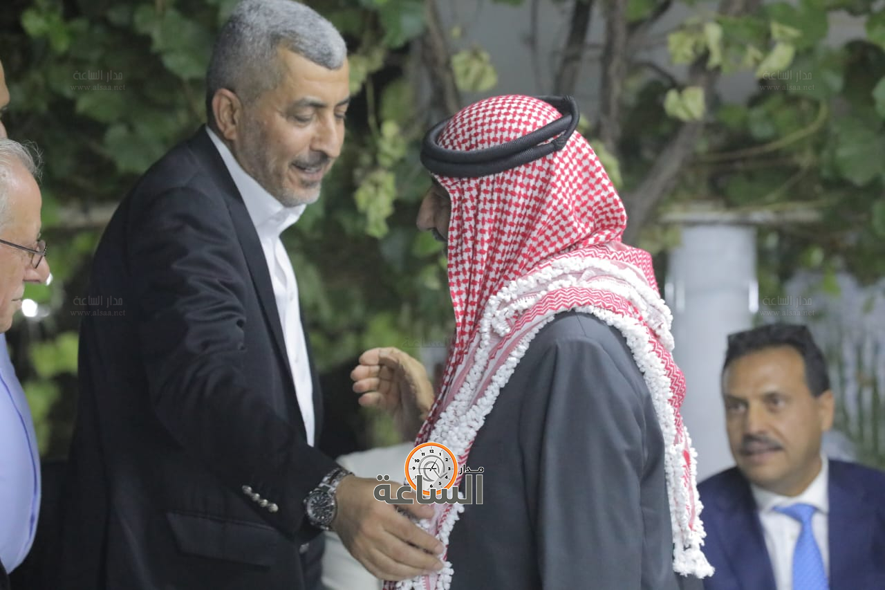 Madar Al-Saa Images 0.22174140826302247