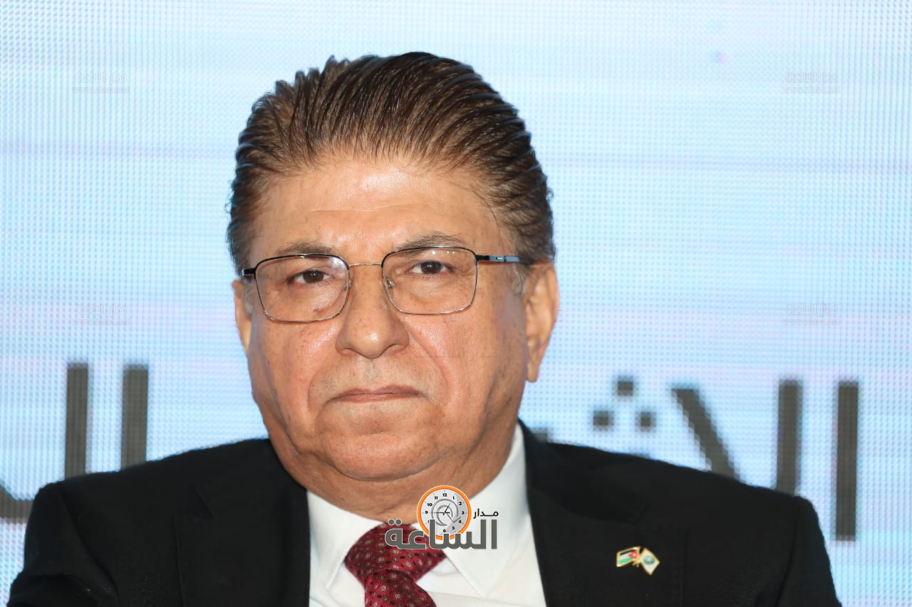 Madar Al-Saa Images 0.670084776341041