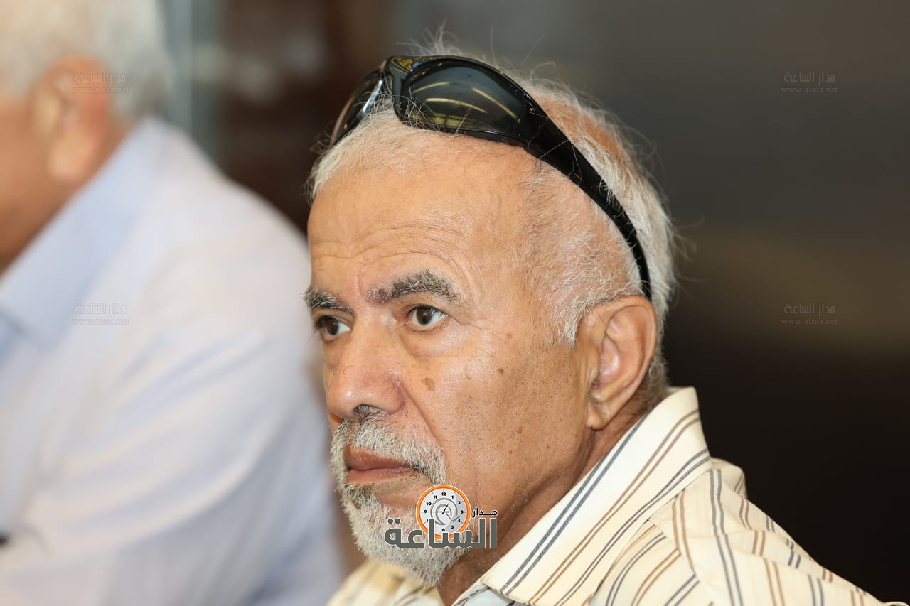 Madar Al-Saa Images 0.9114293169416421