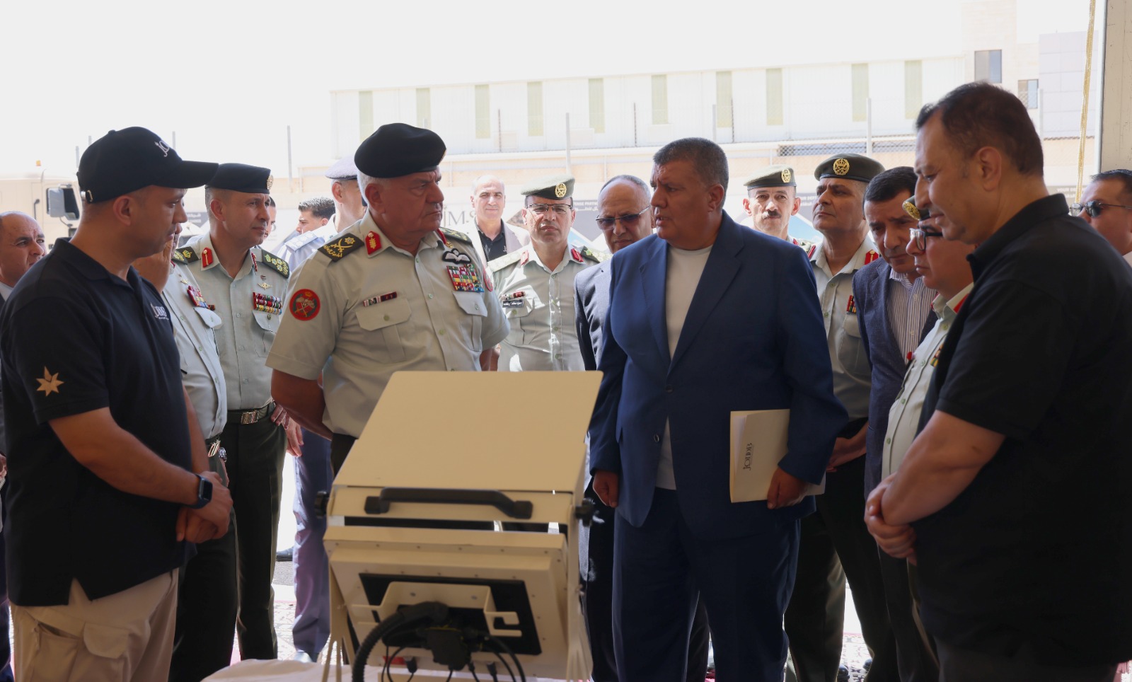 Madar Al-Saa Images 0.9201332130420541