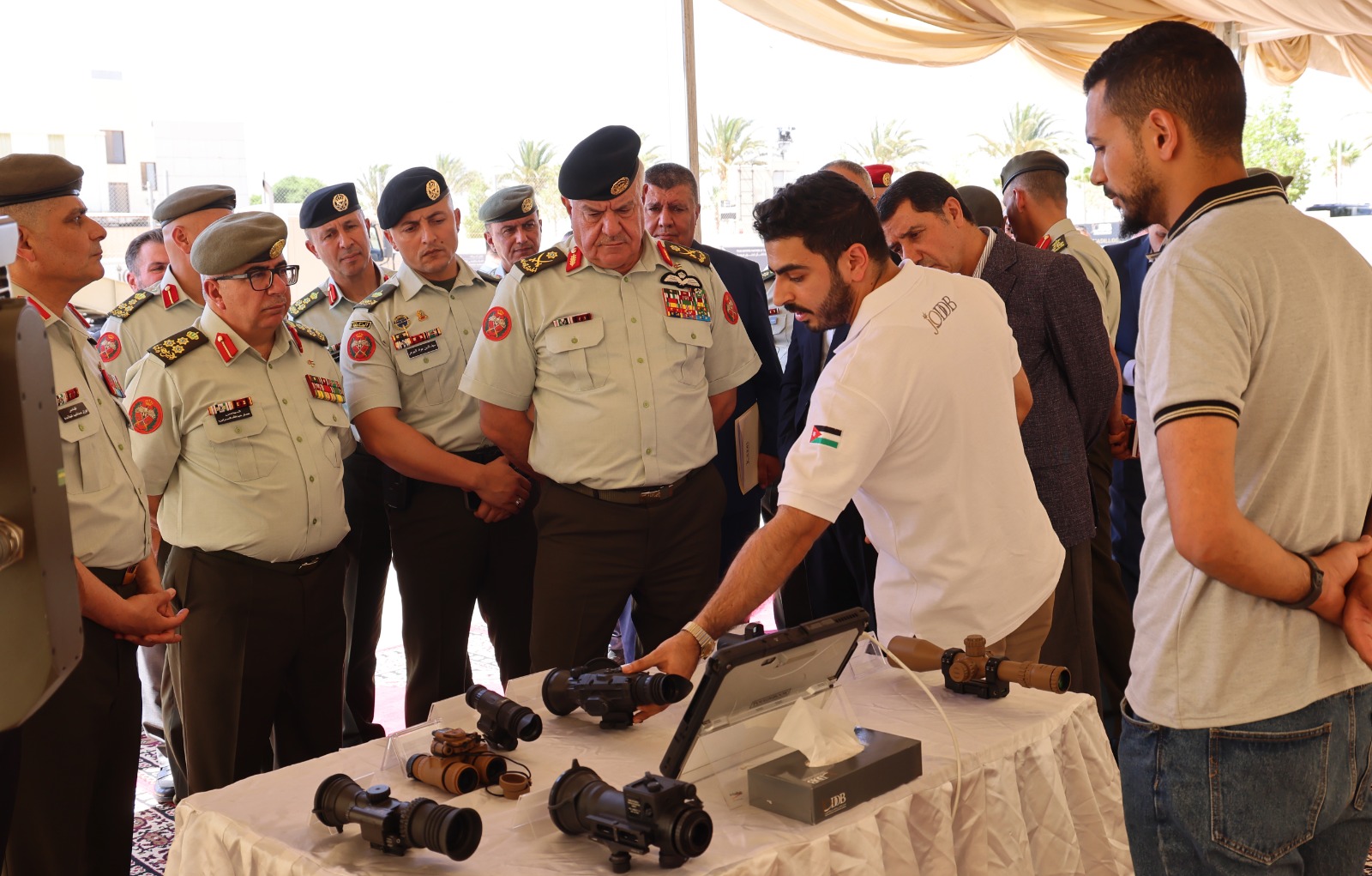 Madar Al-Saa Images 0.8010035084455294