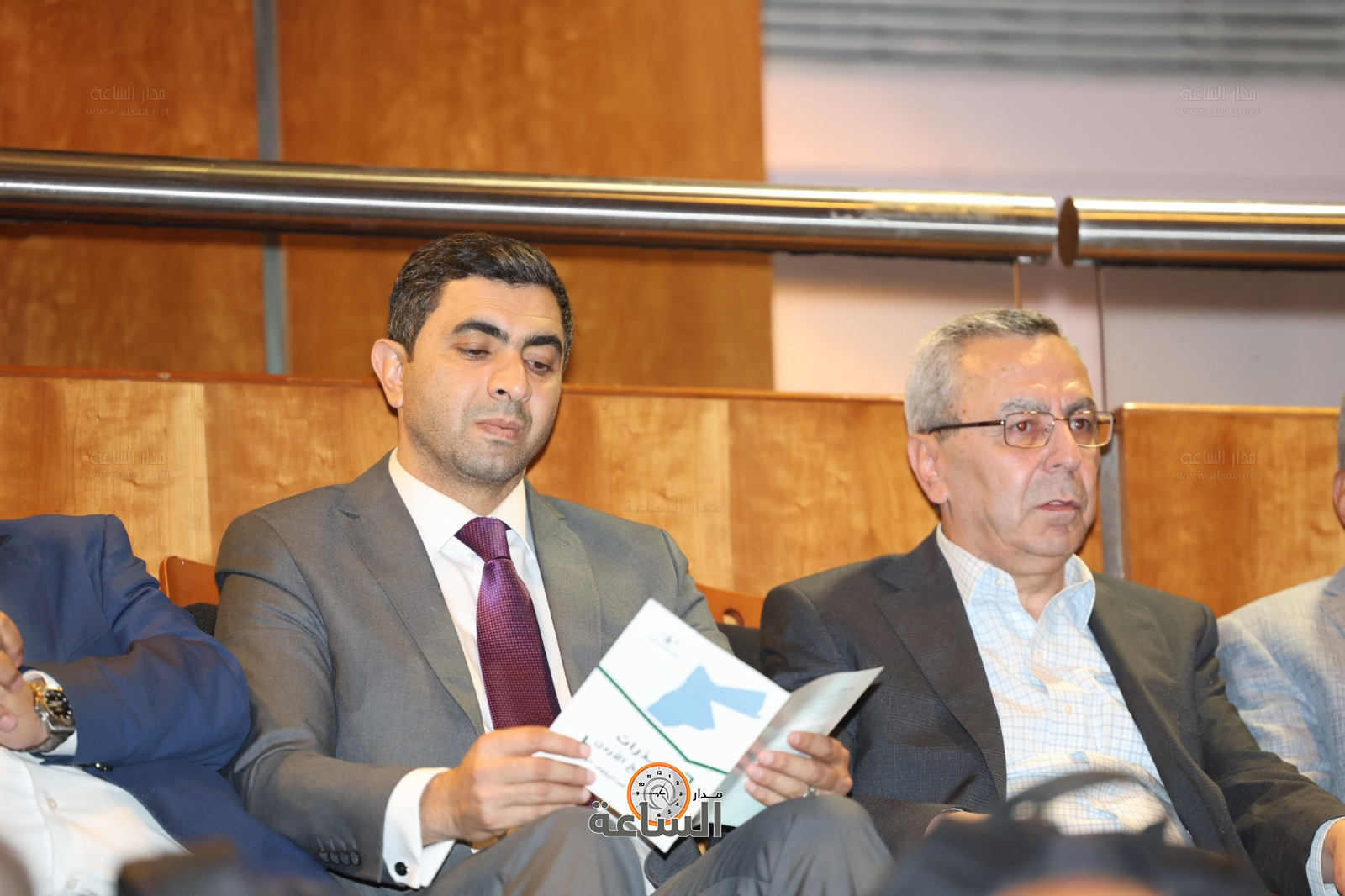 Madar Al-Saa Images 0.6500755156561272