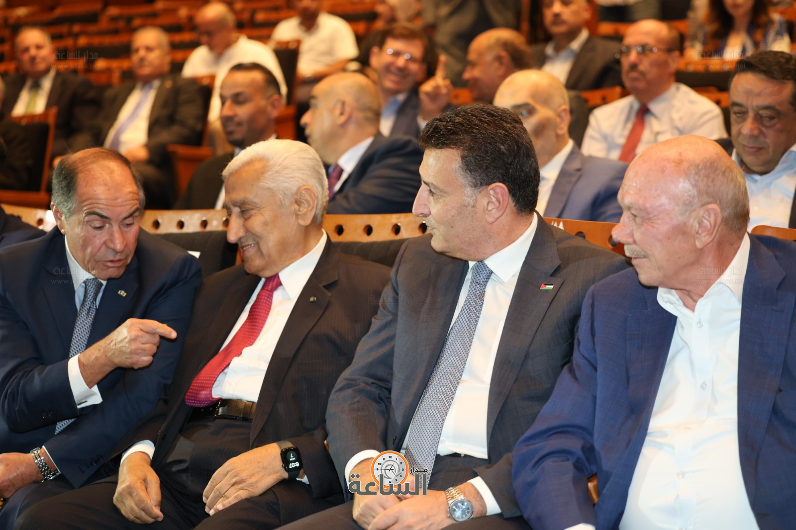 Madar Al-Saa Images 0.3727270963315641