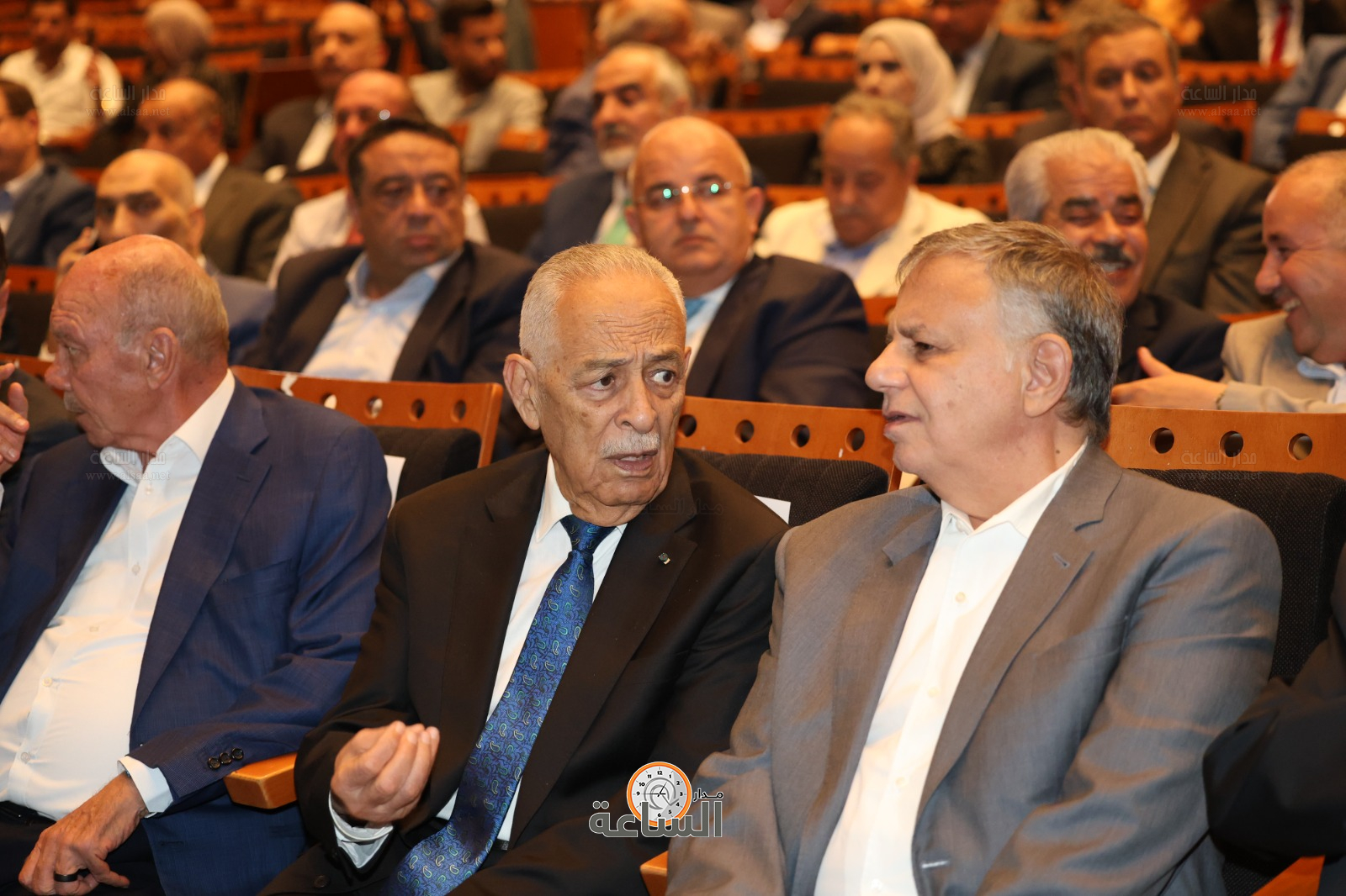 Madar Al-Saa Images 0.7447870290340284