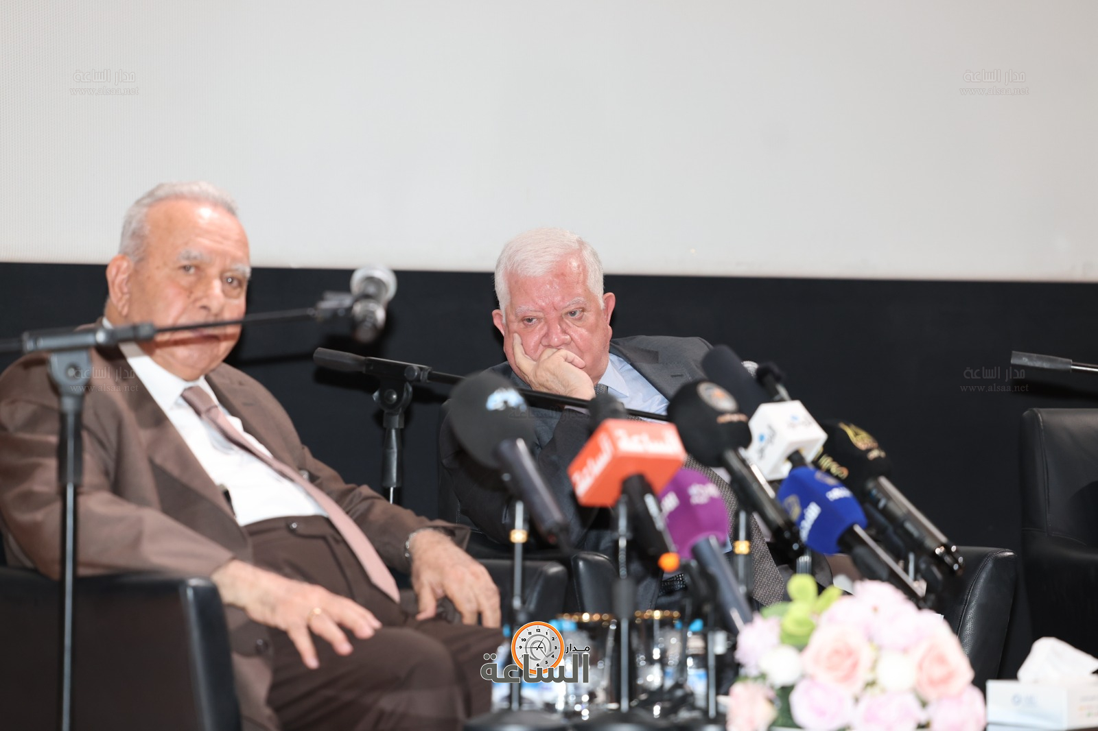 Madar Al-Saa Images 0.5317884471219917