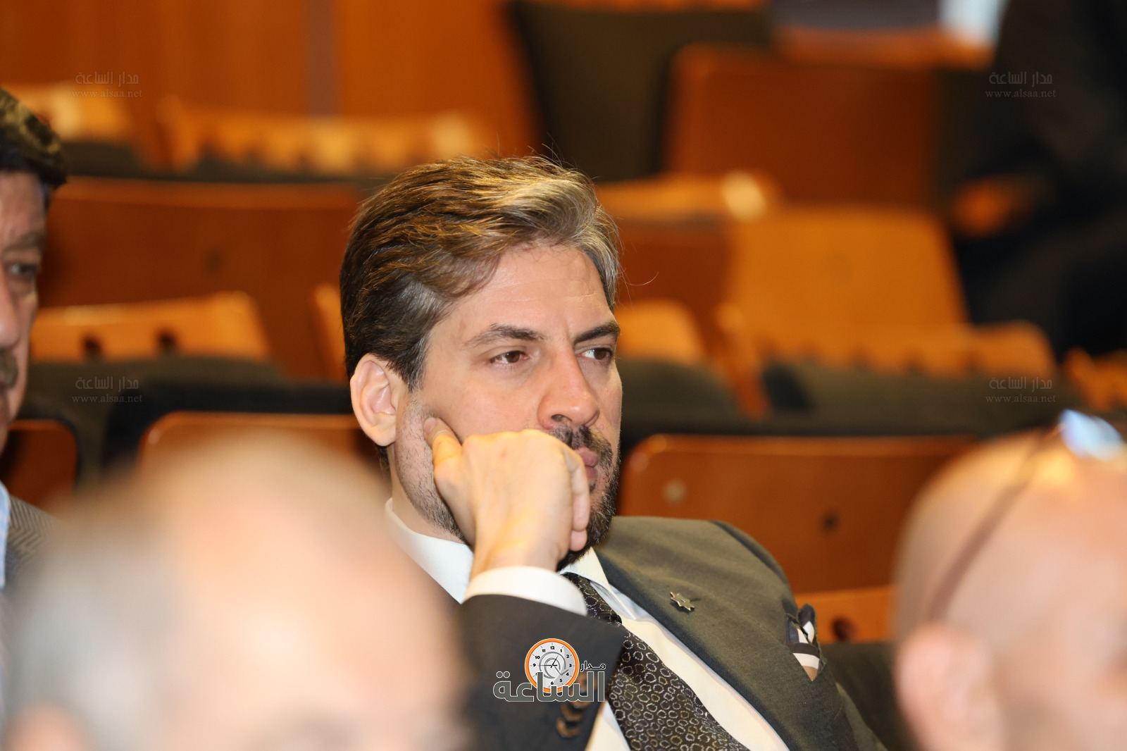 Madar Al-Saa Images 0.06006408768397775