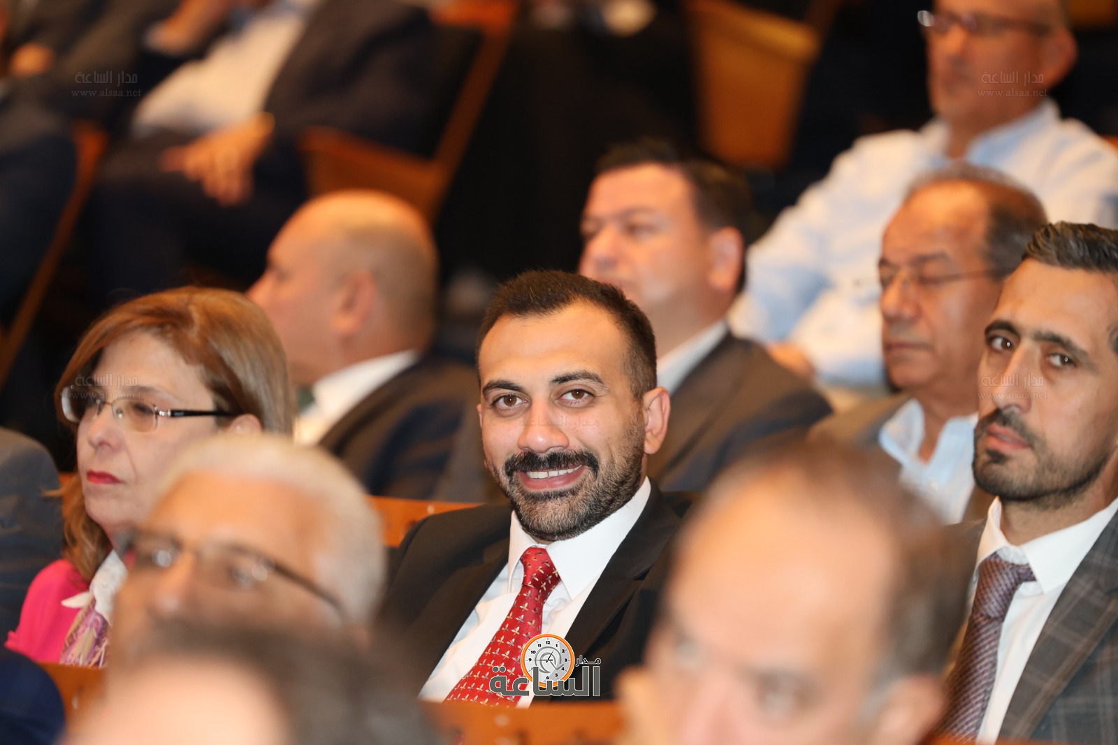 Madar Al-Saa Images 0.12399488613355025