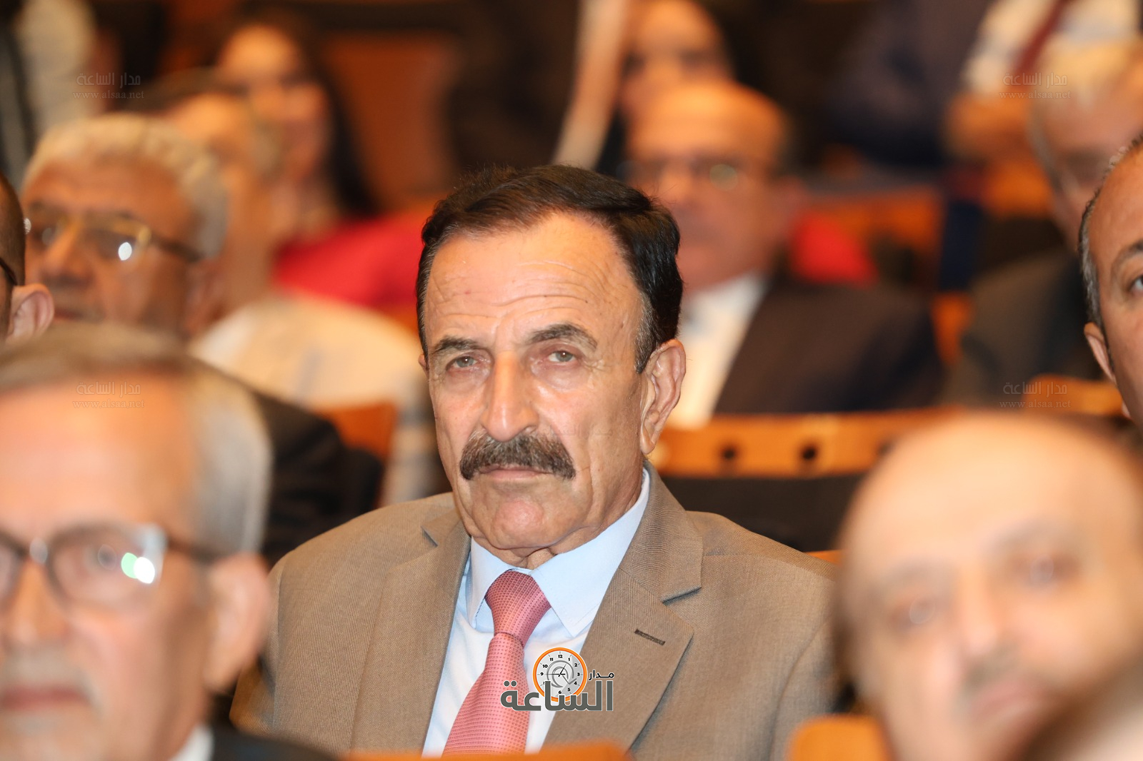 Madar Al-Saa Images 0.9701581746071648