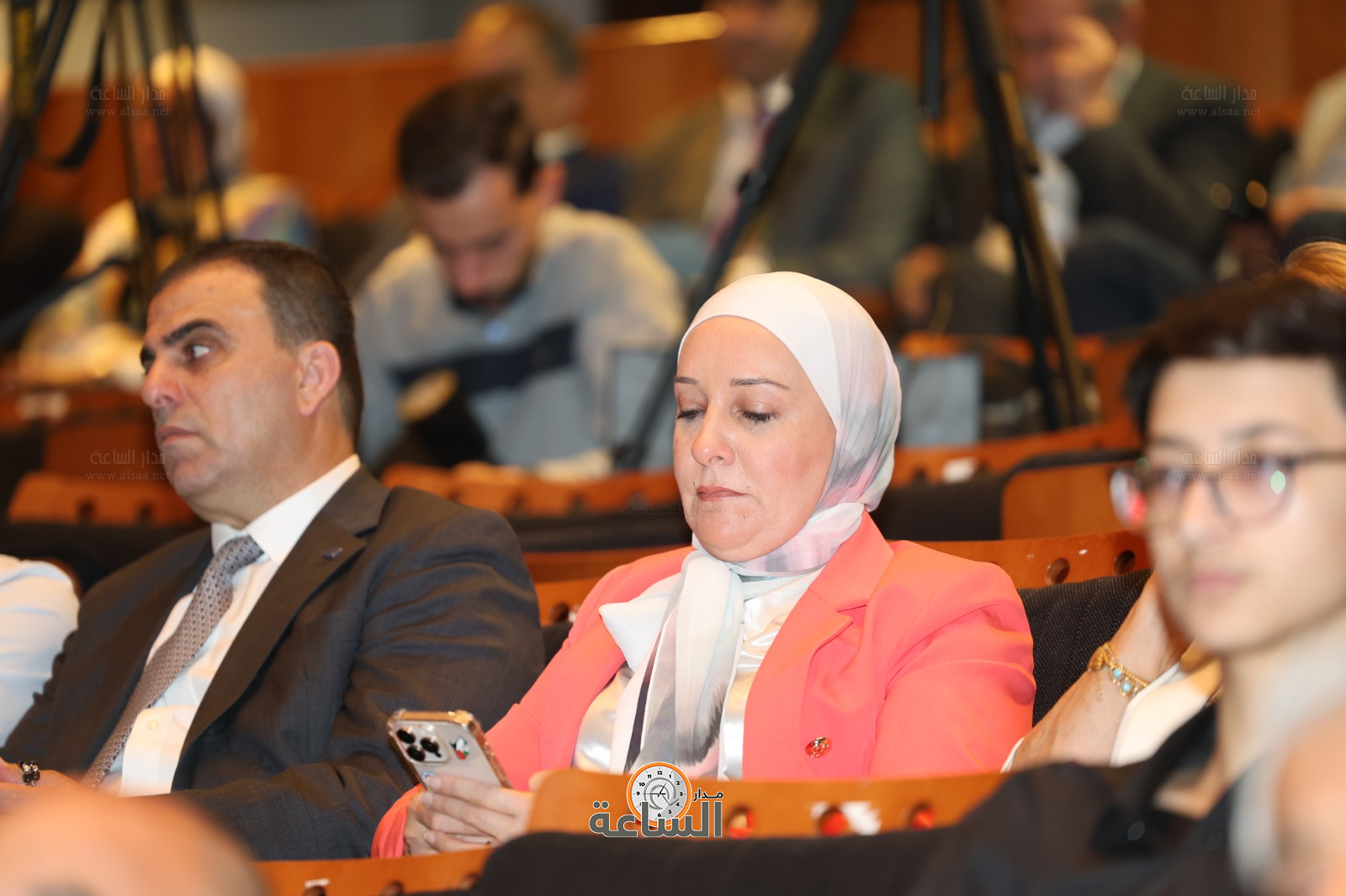 Madar Al-Saa Images 0.7209685351753347