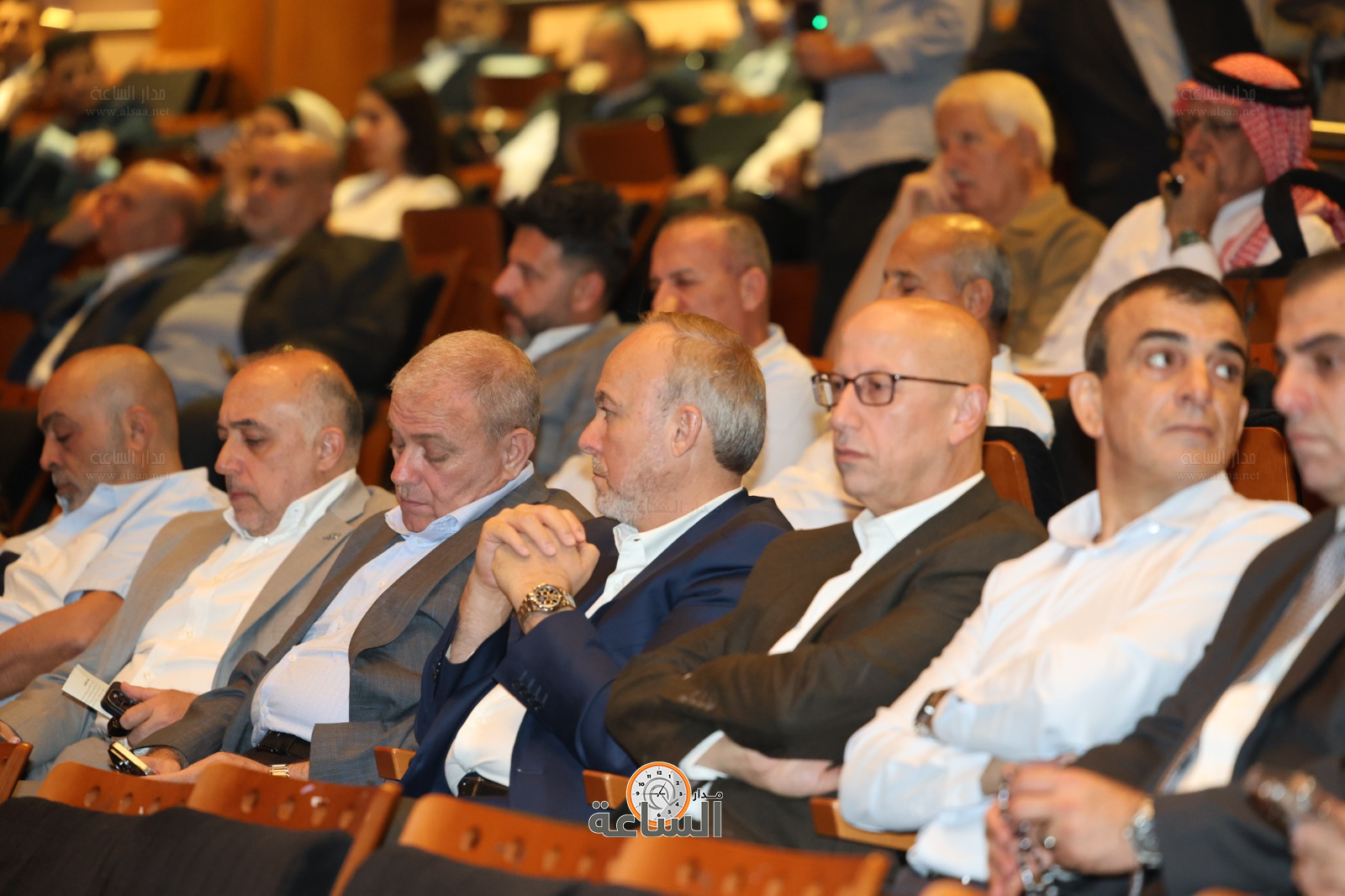 Madar Al-Saa Images 0.5440492848029473