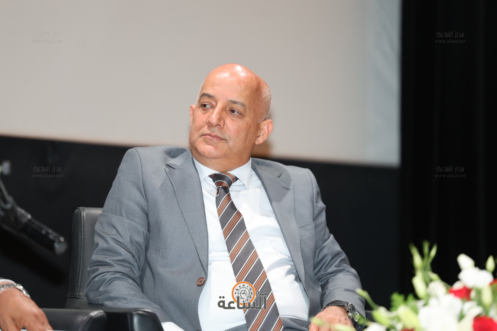 Madar Al-Saa Images 0.9554827345920722