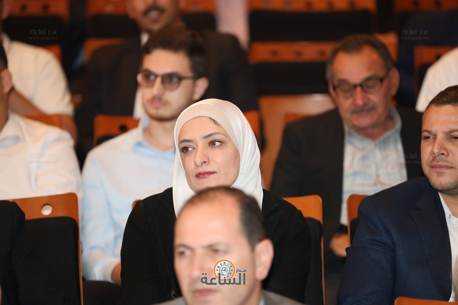 Madar Al-Saa Images 0.4938548793524161