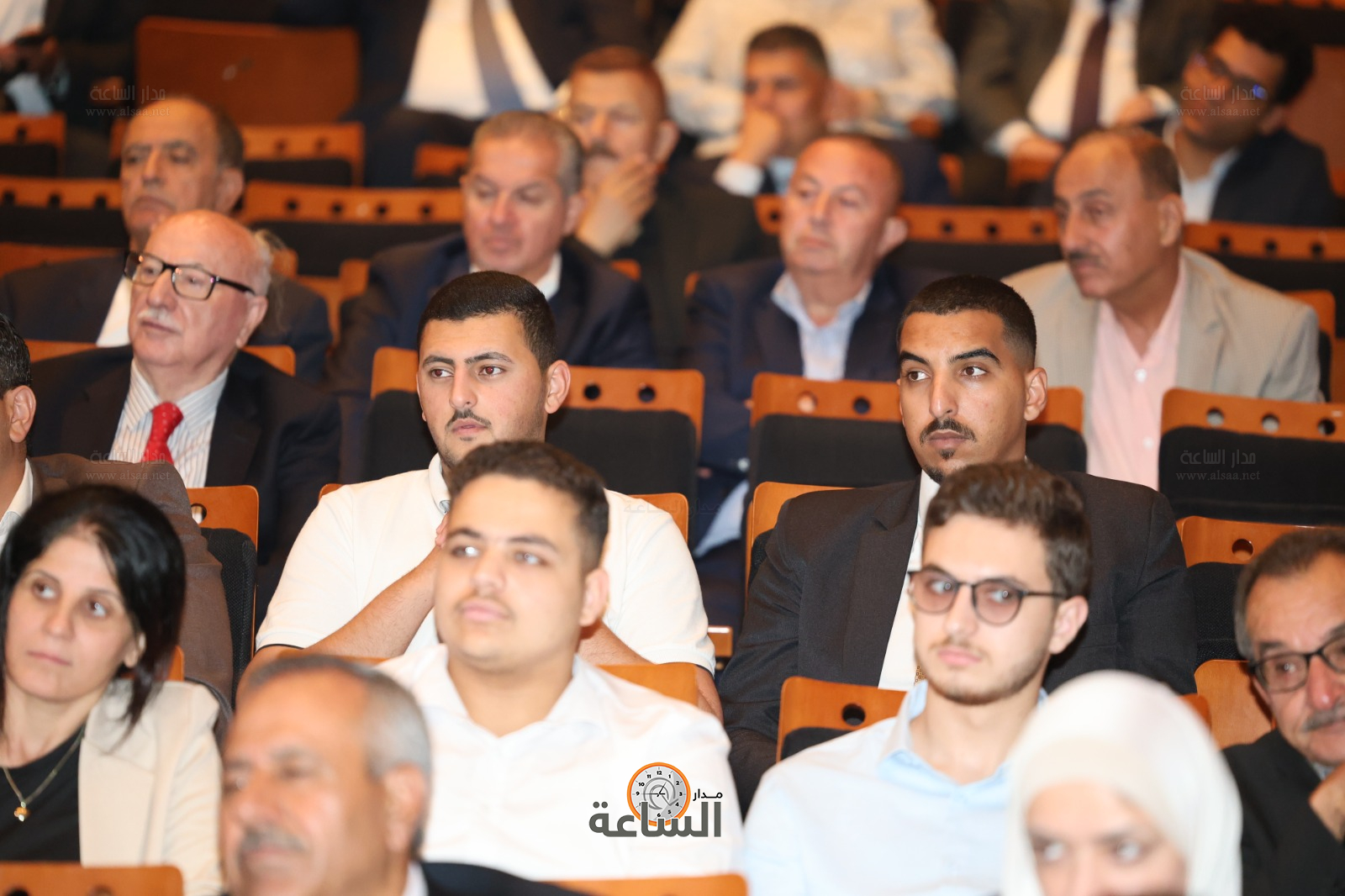 Madar Al-Saa Images 0.8131604854412283