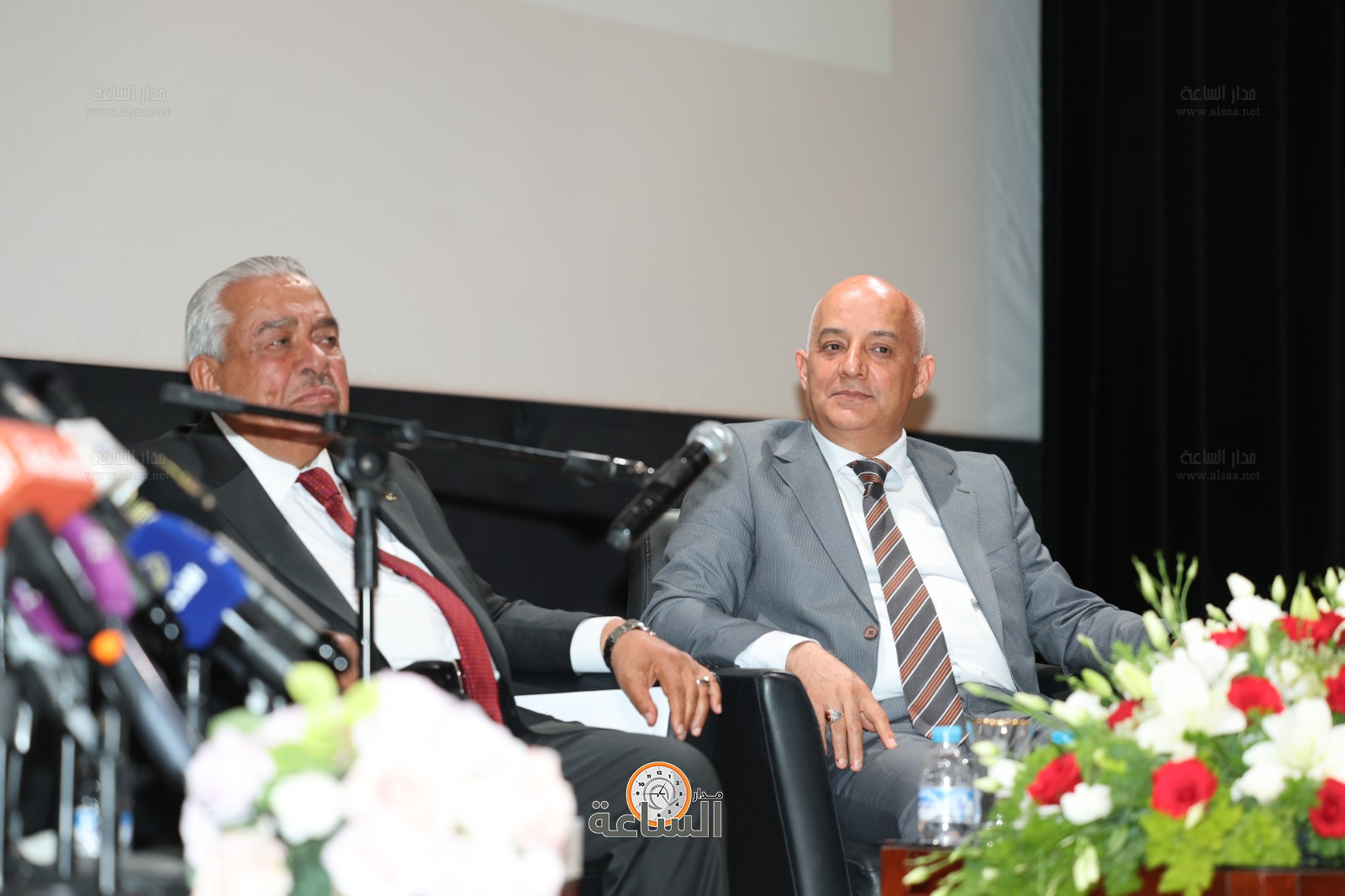 Madar Al-Saa Images 0.8093849394396209