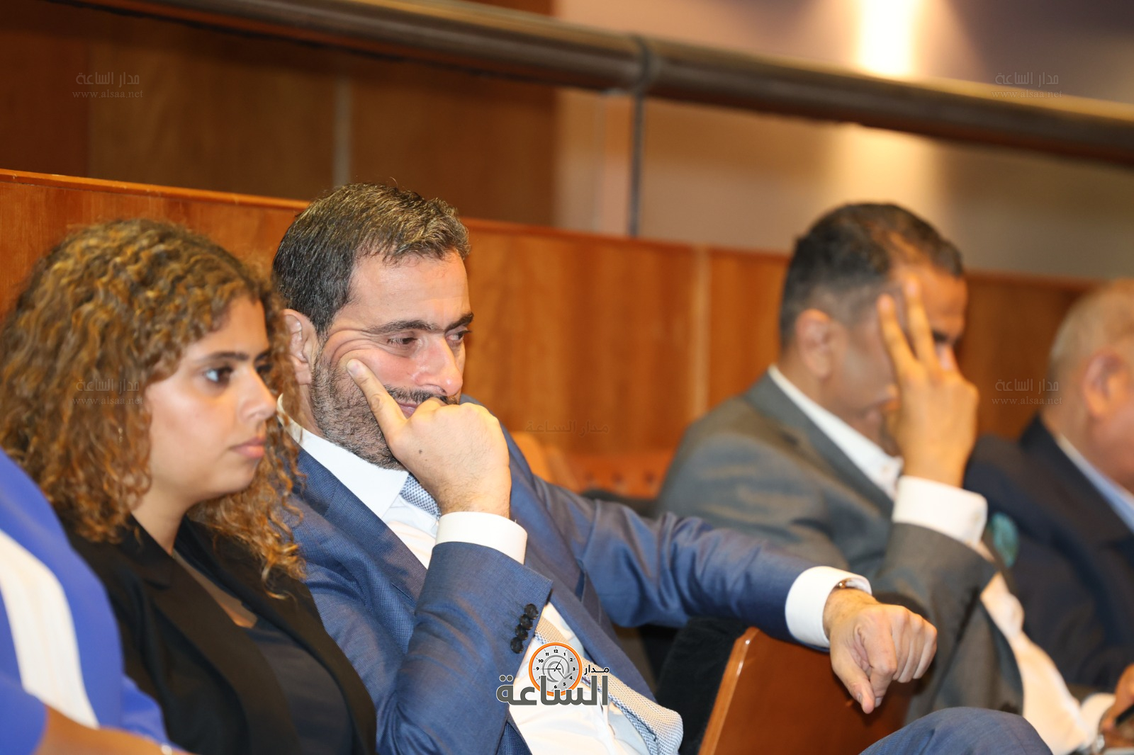 Madar Al-Saa Images 0.4618891698575386