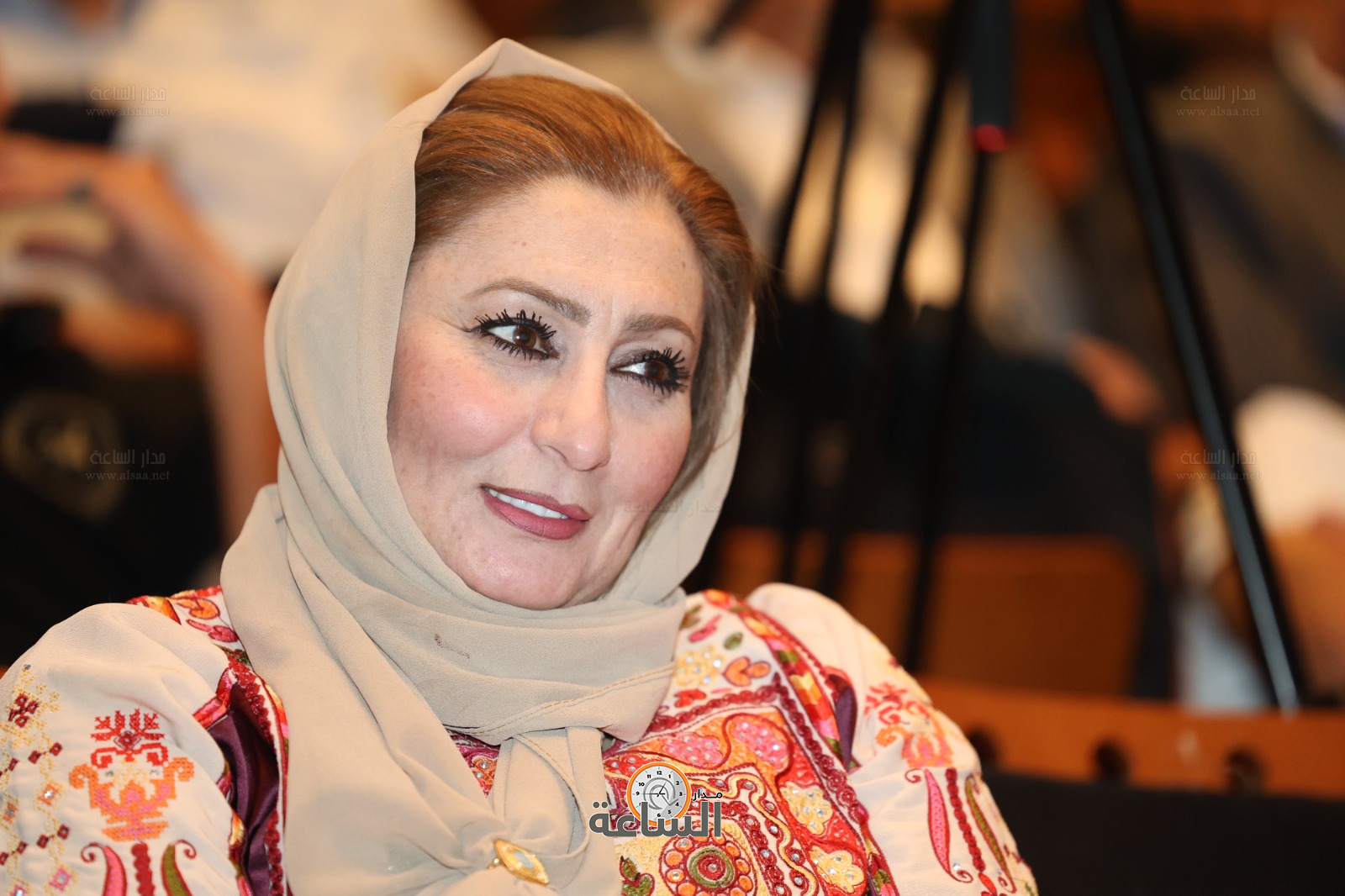 Madar Al-Saa Images 0.9814203600937185