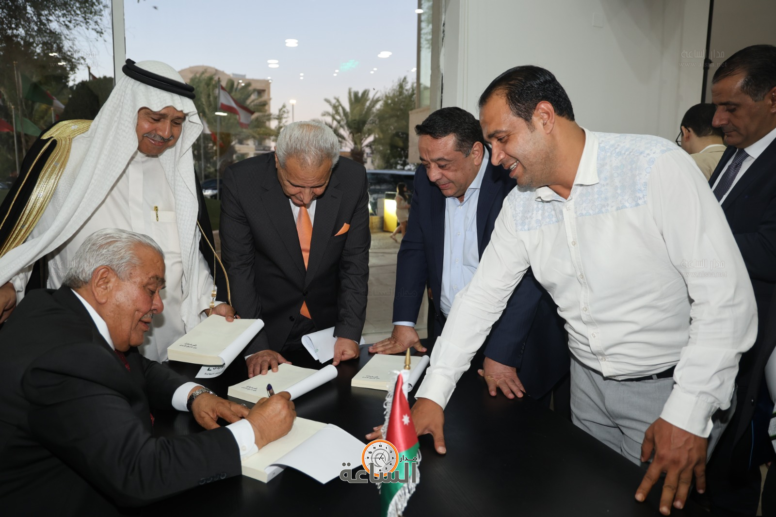 Madar Al-Saa Images 0.774237130065273