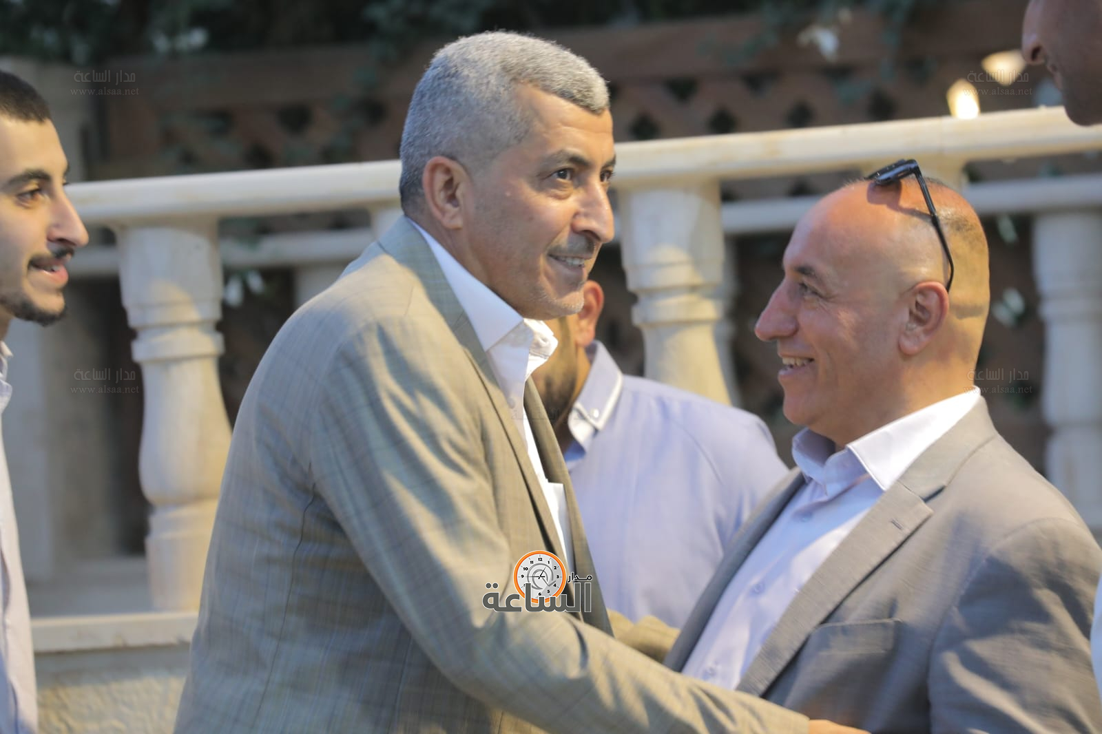 Madar Al-Saa Images 0.9067400429209937