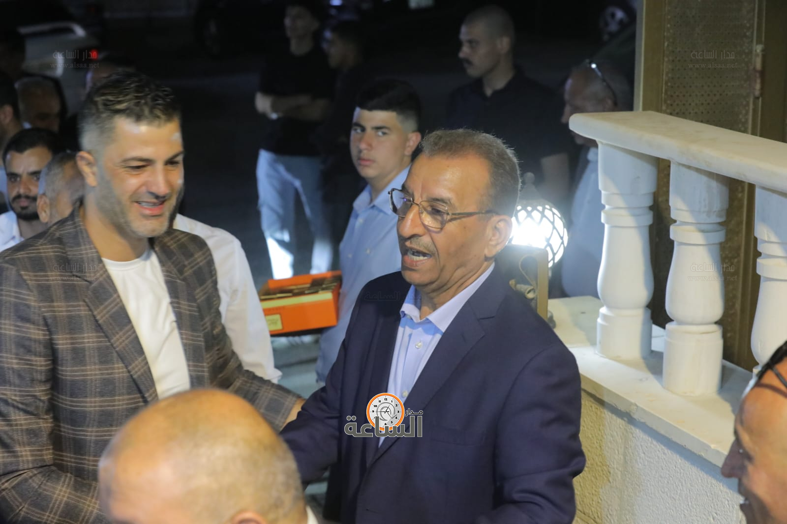 Madar Al-Saa Images 0.3562371565746918