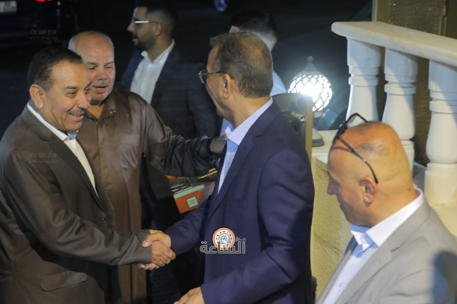 Madar Al-Saa Images 0.025464745169405