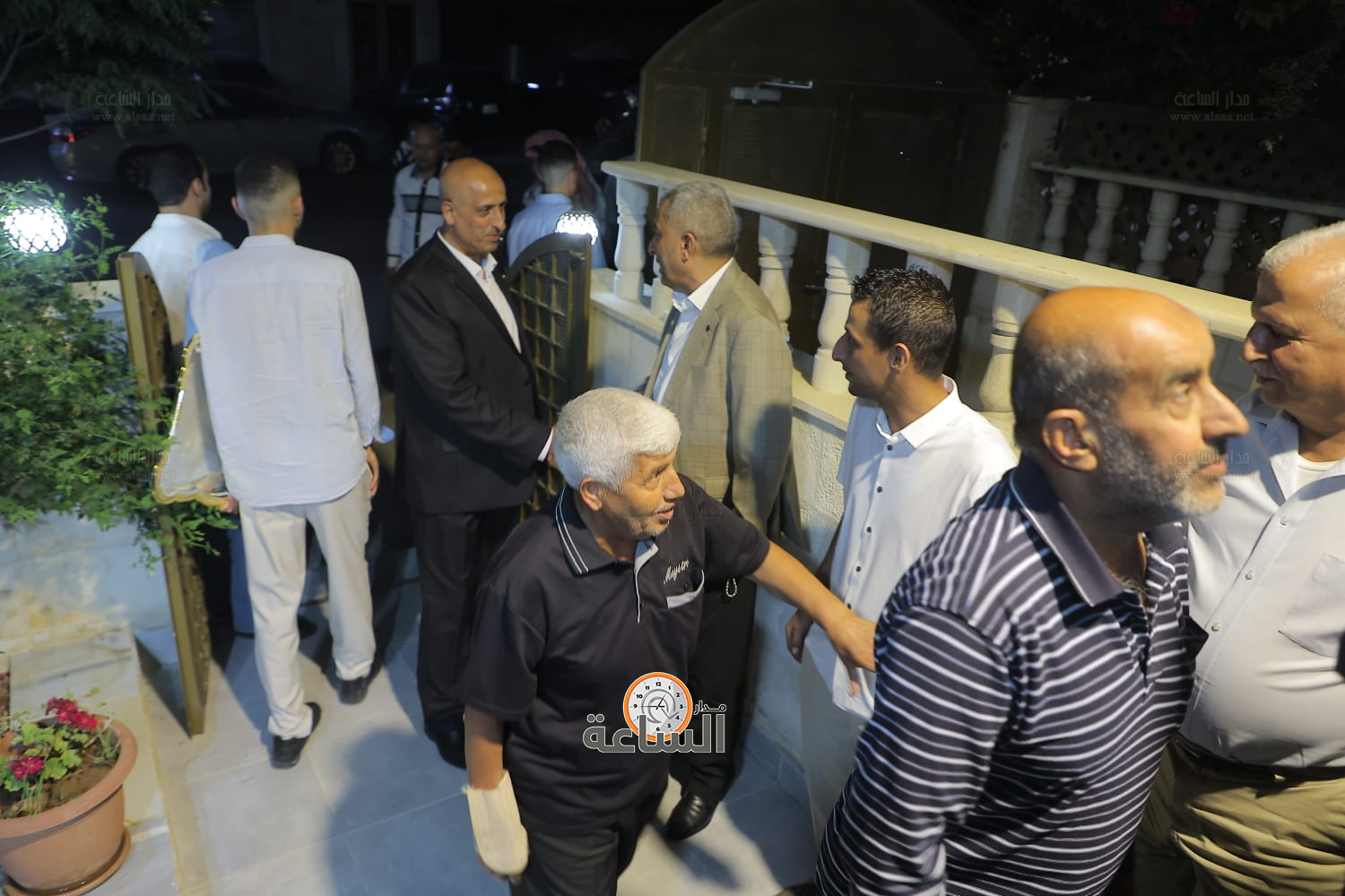 Madar Al-Saa Images 0.3530578392663384